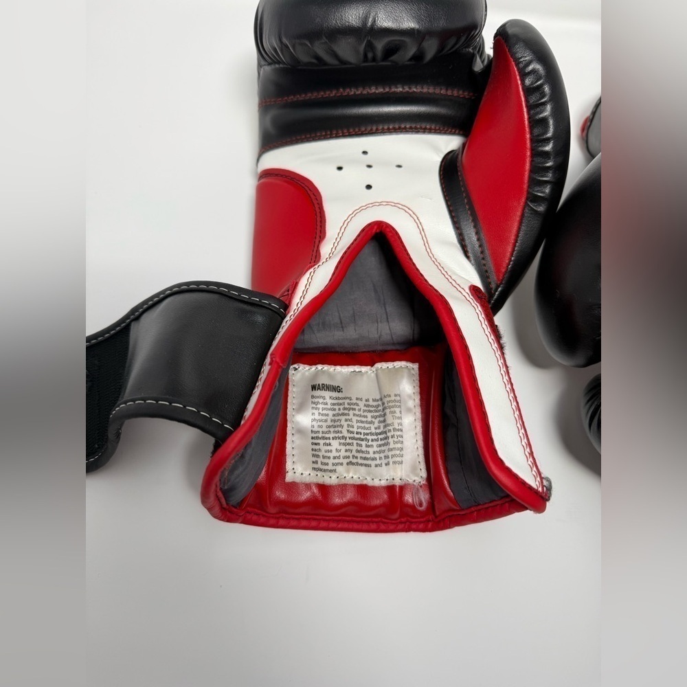Ringside Black Boxing Gloves - Picture 4 of 5